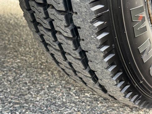 Used 2023 Ford F550 2WD Crew Cab Super Duty image 13