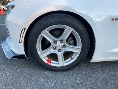 Used 2017 Chevrolet Camaro LT image 30