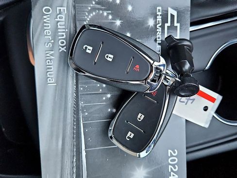 Certified 2024 Chevrolet Equinox LS w/ Midnight Edition image 28