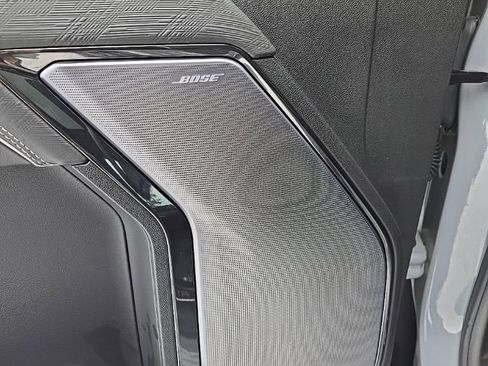 Used 2024 GMC Sierra 2500 AT4X image 10