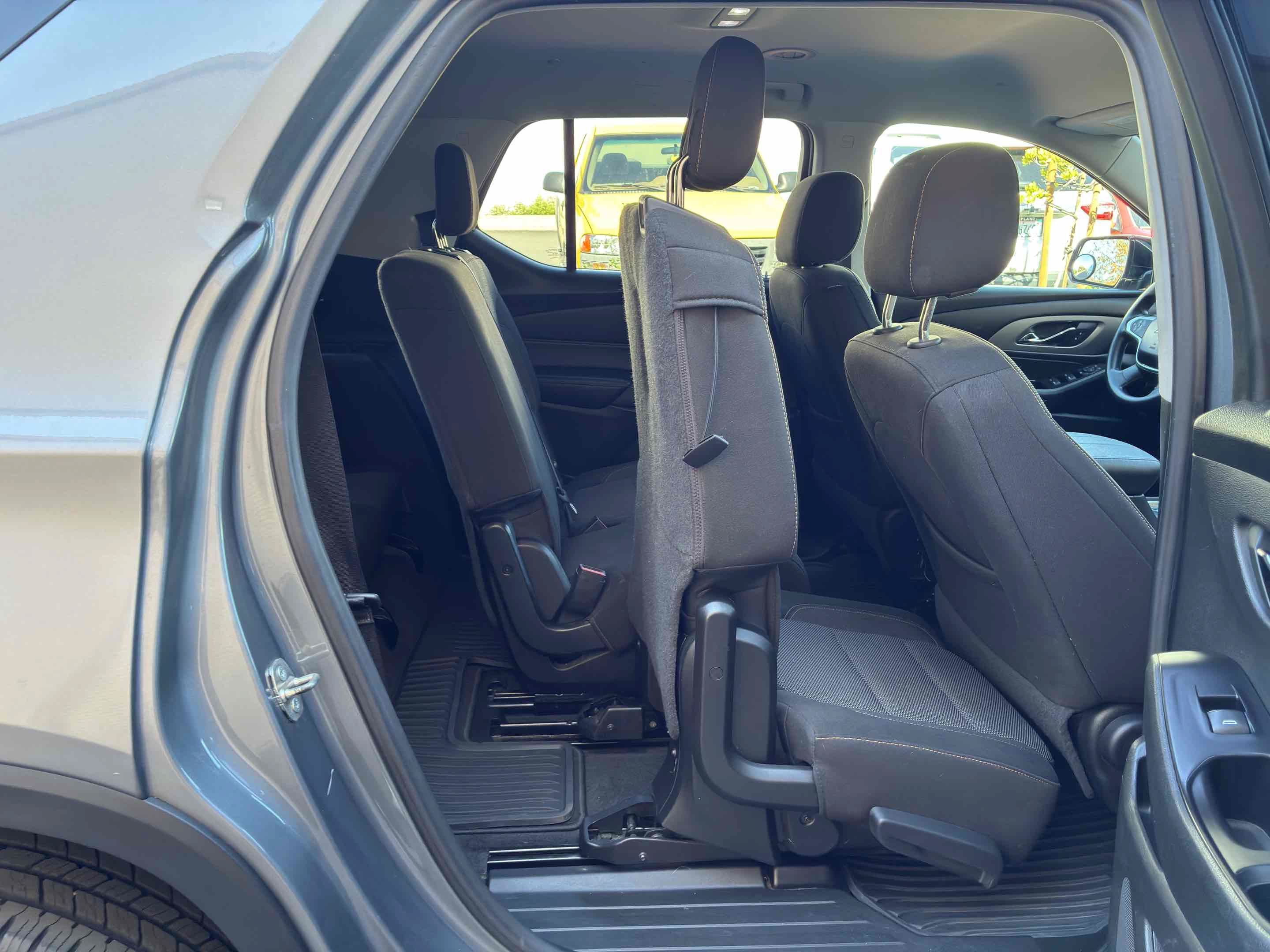 Used 2018 Chevrolet Traverse LS AWD/4WD image 56