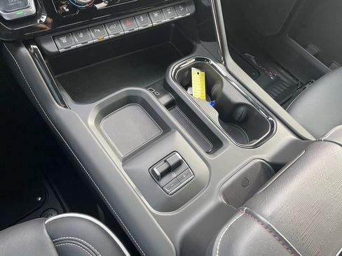 Used 2024 GMC Sierra 2500 AT4X image 20