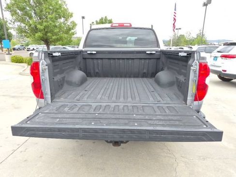 Used 2018 Toyota Tundra SR5 w/ SR5 Upgrade Package AWD/4WD image 17