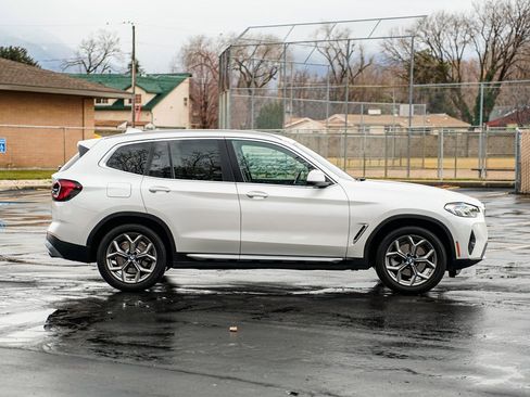Used 2022 BMW X3 xDrive30i w/ Premium Package 2 image 4