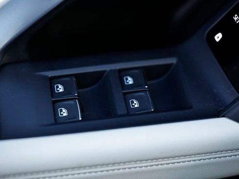 New 2025 Audi Q5 Premium image 16