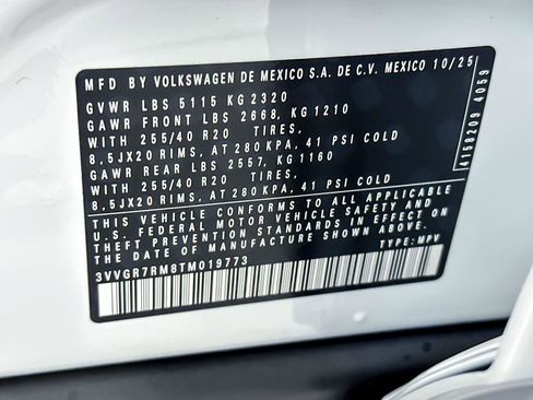 New 2026 Volkswagen Tiguan SE R-Line image 26