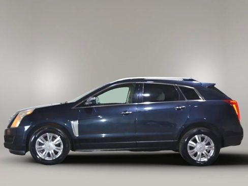Used 2016 Cadillac SRX Luxury w/ Driver Awareness Package image 4