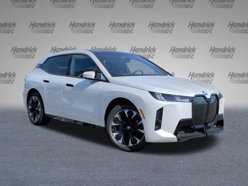 Used 2026 BMW iX xDrive45 w/ M Sport Package AWD/4WD image 2