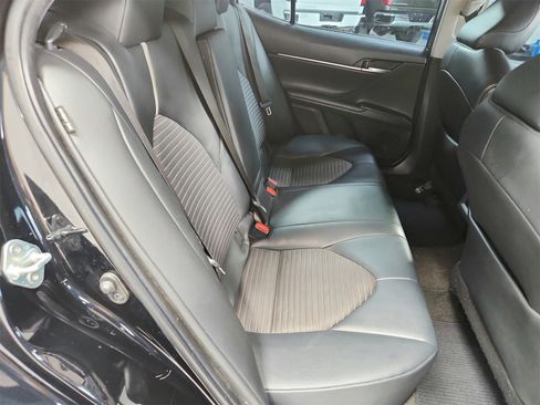 Used 2023 Toyota Camry SE image 36