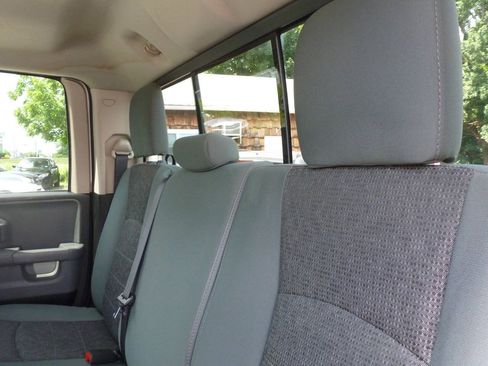 Used 2016 RAM 1500 Big Horn AWD/4WD image 32