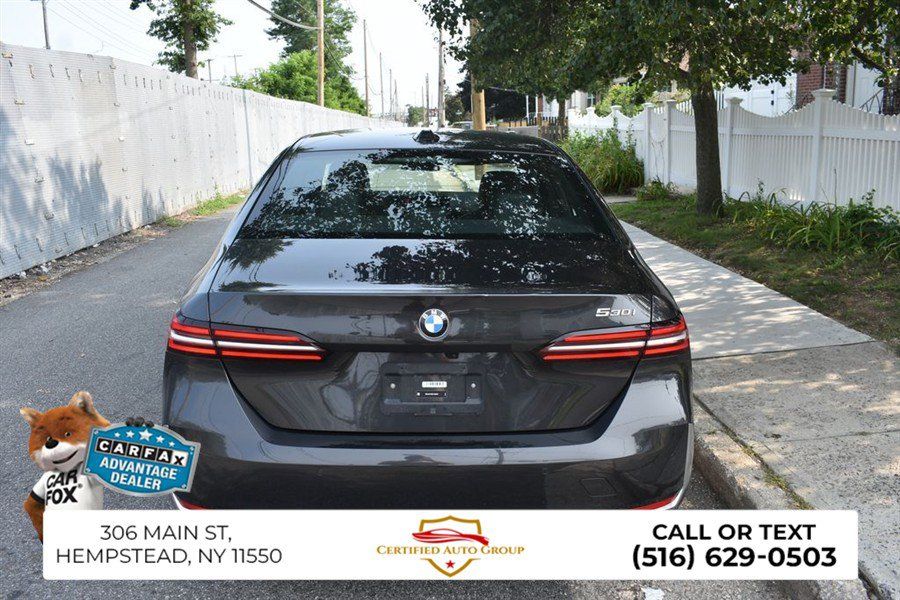 Used 2025 BMW 530i RWD image 6