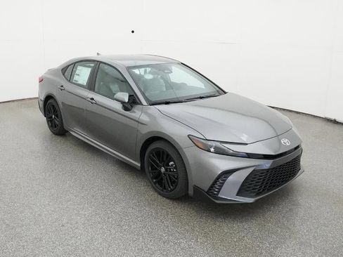 New 2026 Toyota Camry SE image 13