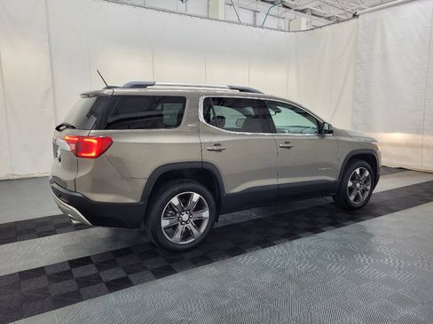 Used 2019 GMC Acadia SLT FWD image 10