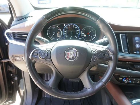 Used 2021 Buick Enclave Avenir w/ Avenir Technology Package FWD image 22