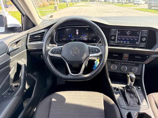 Used 2024 Volkswagen Jetta S FWD image 19