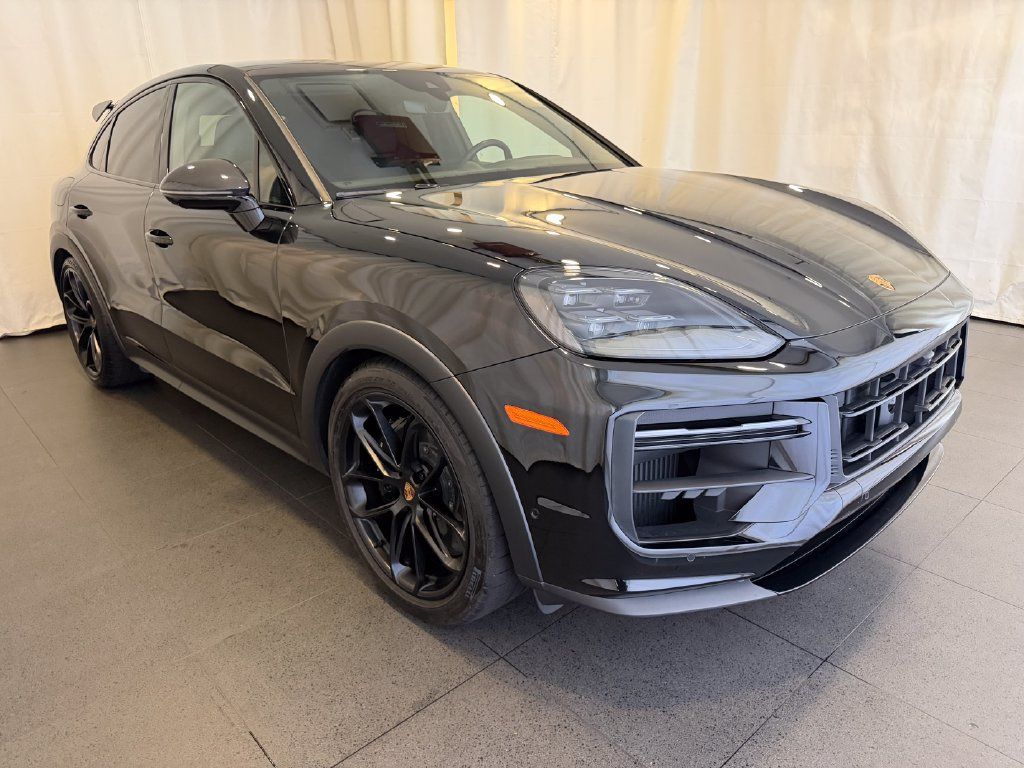 Certified 2025 Porsche Cayenne Turbo GT AWD/4WD image 7