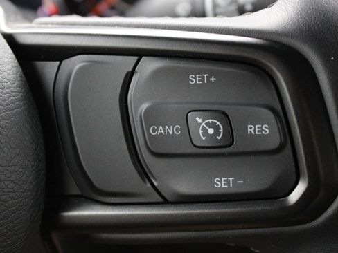 Used 2022 Jeep Wrangler Unlimited Sport AWD/4WD image 27