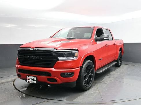Used 2022 RAM 1500 Laramie AWD/4WD image 6