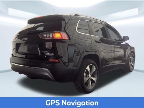 Used 2020 Jeep Cherokee Limited FWD image 2