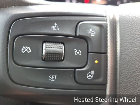 Used 2023 GMC Yukon XL Denali image 47