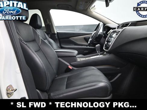 Used 2017 Nissan Murano SL w/ SL Technology Package FWD image 12