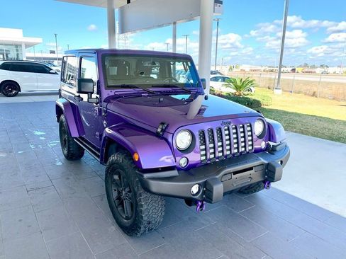 Used 2017 Jeep Wrangler Sahara image 3