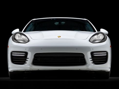 Used 2016 Porsche Panamera GTS image 12