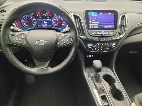 Used 2024 Chevrolet Equinox RS FWD image 22