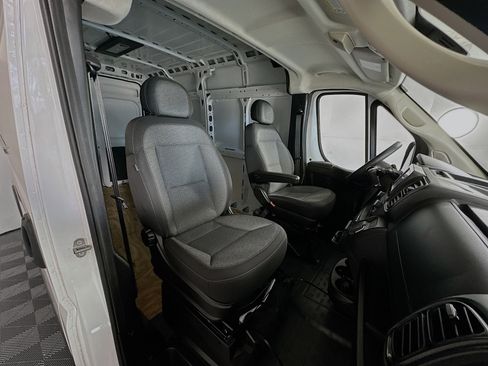 Used 2023 RAM ProMaster 3500 w/ Driver Convenience Group image 27