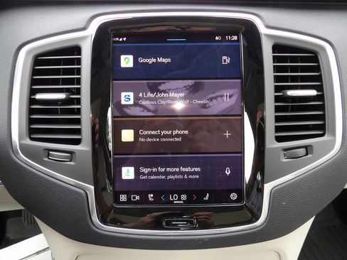 Certified 2023 Volvo XC90 B5 Core w/ Protection Package Premier image 22