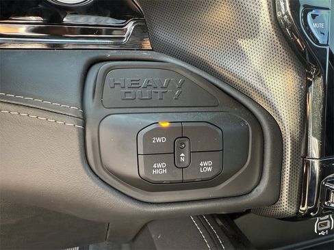 New 2026 RAM 2500 Limited image 22