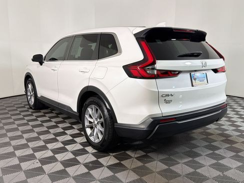 Used 2023 Honda CR-V EX-L image 3