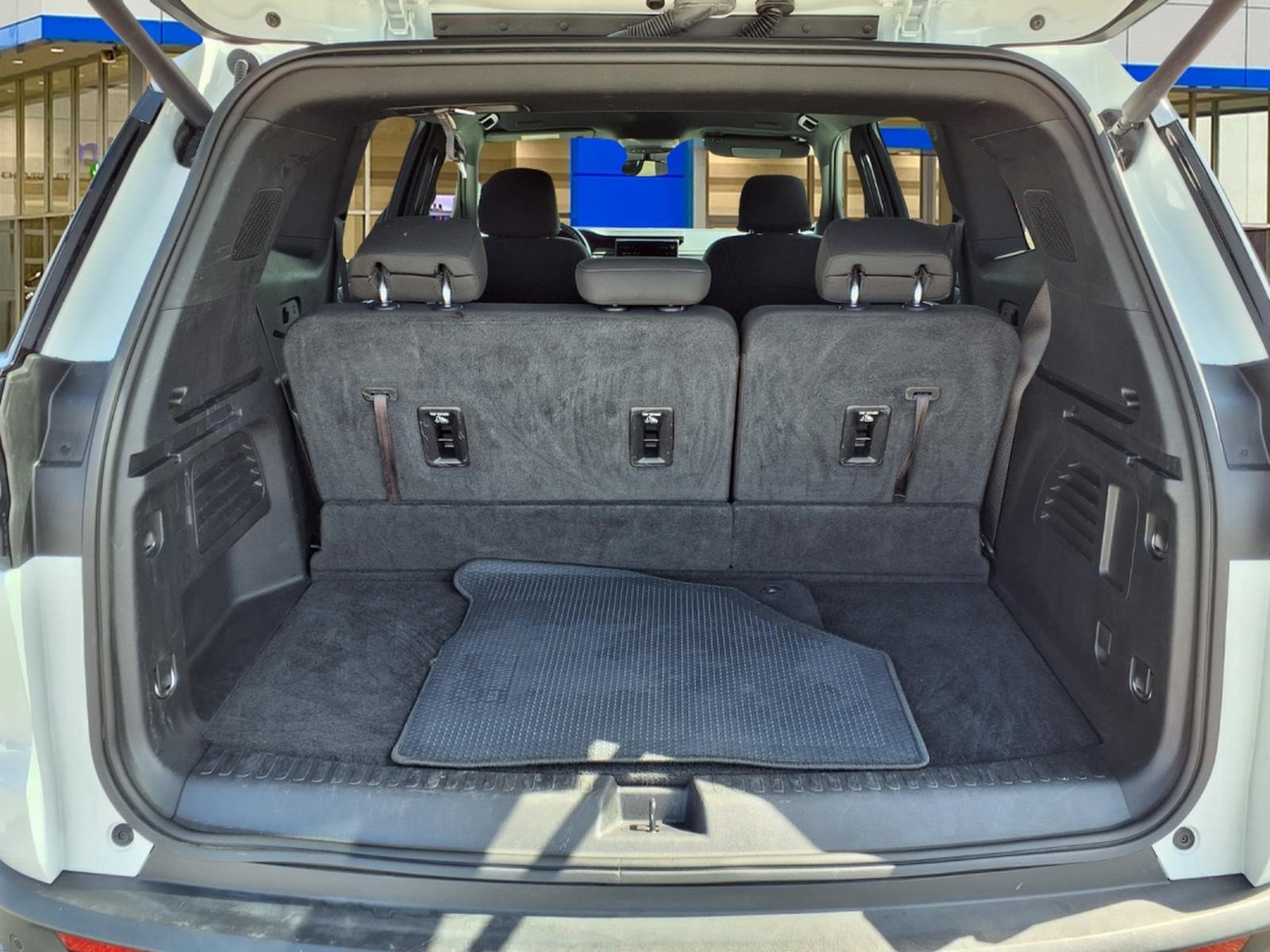 Used 2025 GMC Acadia Elevation AWD/4WD image 25