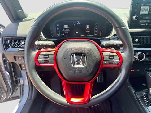 Used 2022 Honda Civic Sport Touring image 11