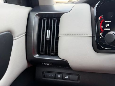 New 2026 Nissan Pathfinder SL AWD/4WD image 25
