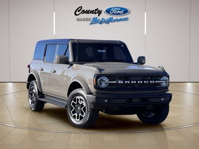 New 2025 Ford Bronco Outer Banks
