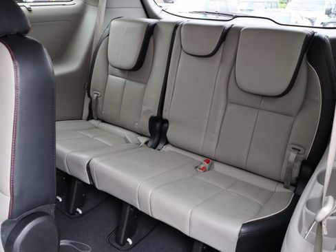 Used 2020 Kia Sedona SX FWD image 49