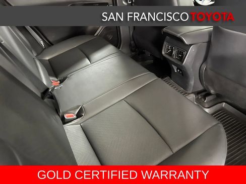 Certified 2021 Toyota Venza XLE image 19