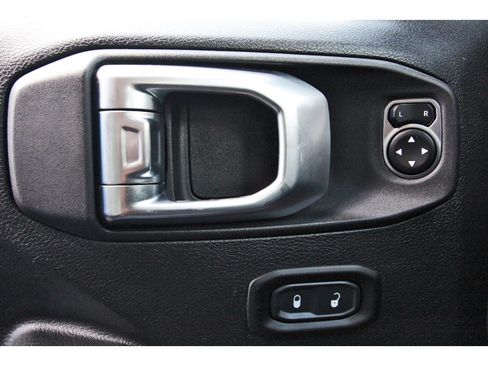 Used 2023 Jeep Gladiator Sport AWD/4WD image 21