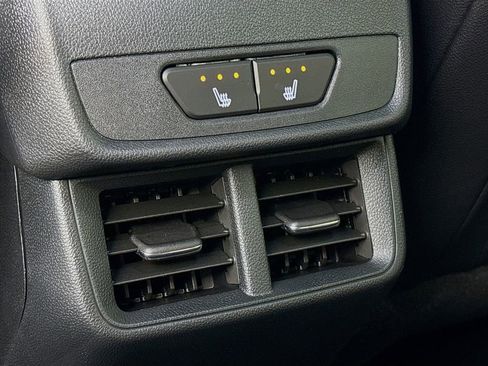 New 2026 Chevrolet Equinox ACTIV w/ Convenience Package III image 24