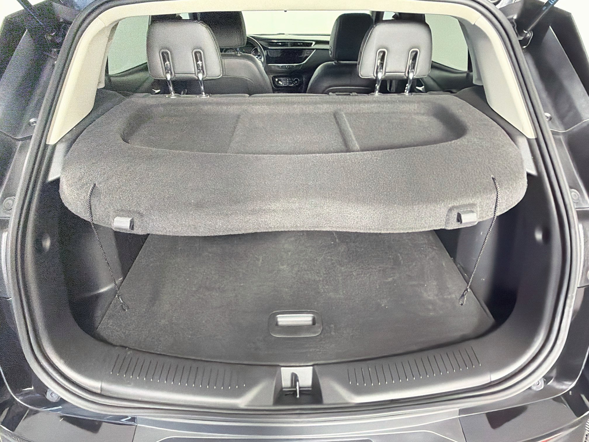 Used 2023 Buick Encore GX Preferred w/ Cold Weather Comfort Package FWD image 26