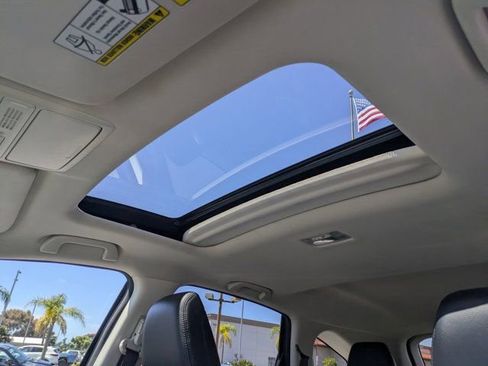 Used 2016 Honda CR-V Touring image 28