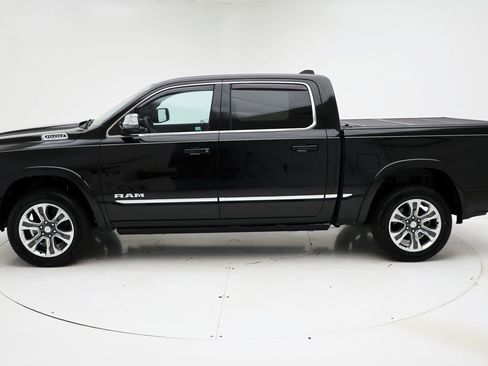 Used 2023 RAM 1500 Limited w/ Body Color Bumper Group AWD/4WD image 5