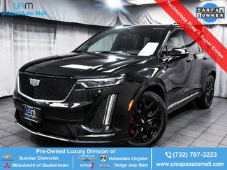 Used 2022 Cadillac XT6 Sport w/ Technology Package image 1