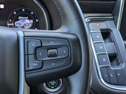 Used 2023 GMC Yukon SLT AWD/4WD image 26