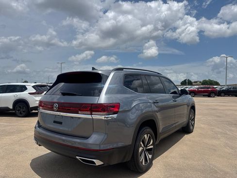 Used 2024 Volkswagen Atlas SE FWD image 20