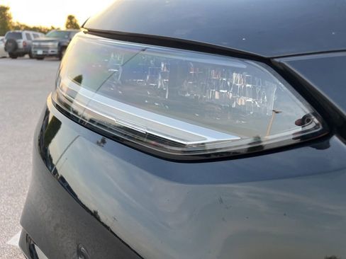 Used 2024 Honda HR-V EX-L image 13