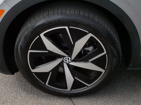 Used 2023 Volkswagen ID.4 Pro S image 15