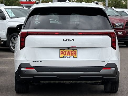 New 2026 Kia Carnival SX w/ SX Dark Edition Package FWD image 5