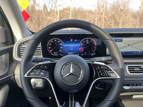 Used 2026 Mercedes-Benz GLE 450 4MATIC image 25